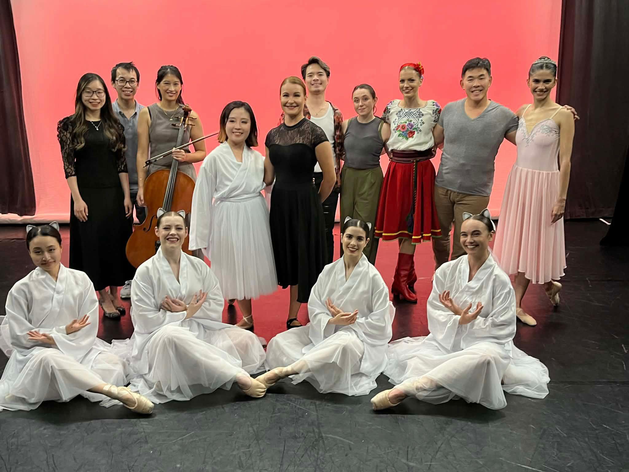 Ballet Rogue dancers